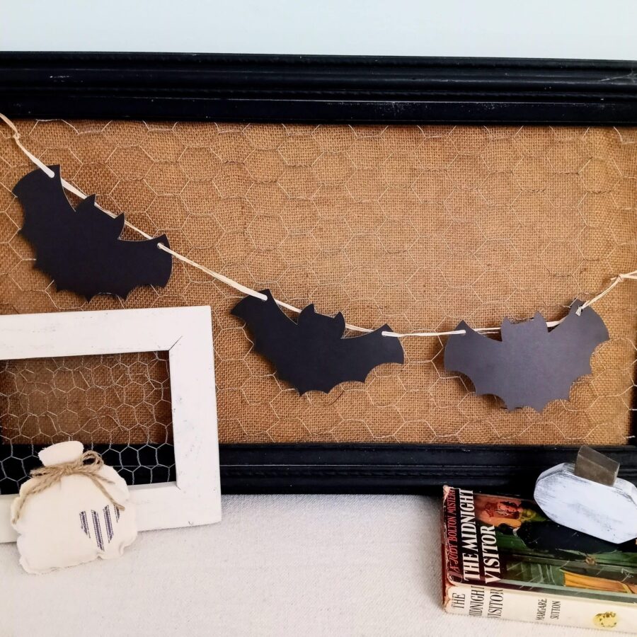 Quick and Easy Bat Garland with Cricut