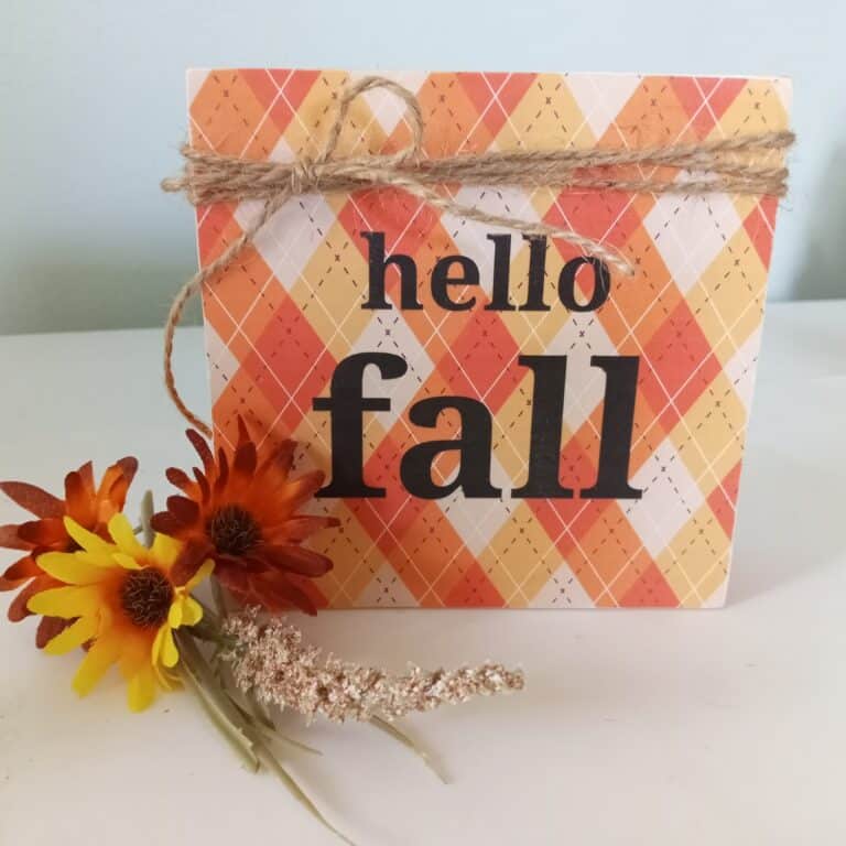 “Hello Fall” Wood Block with ModPodge and Printable Art